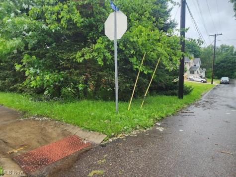 Wooster Road N Barberton OH 44203
