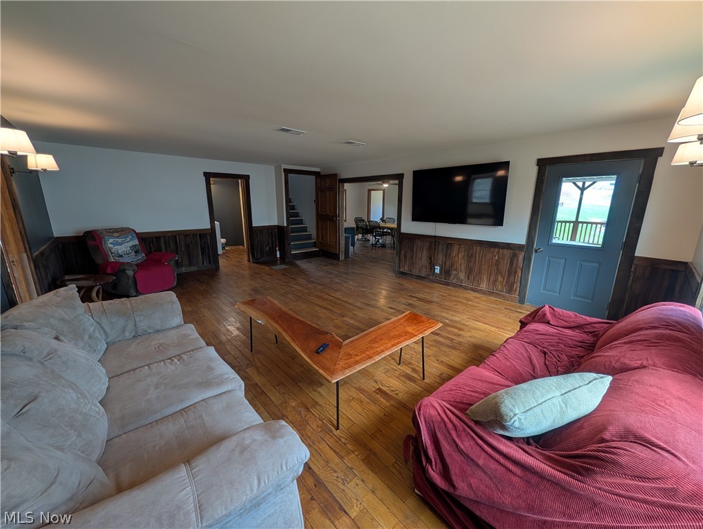 5696 Township Road 289 Hammondsville OH 43945