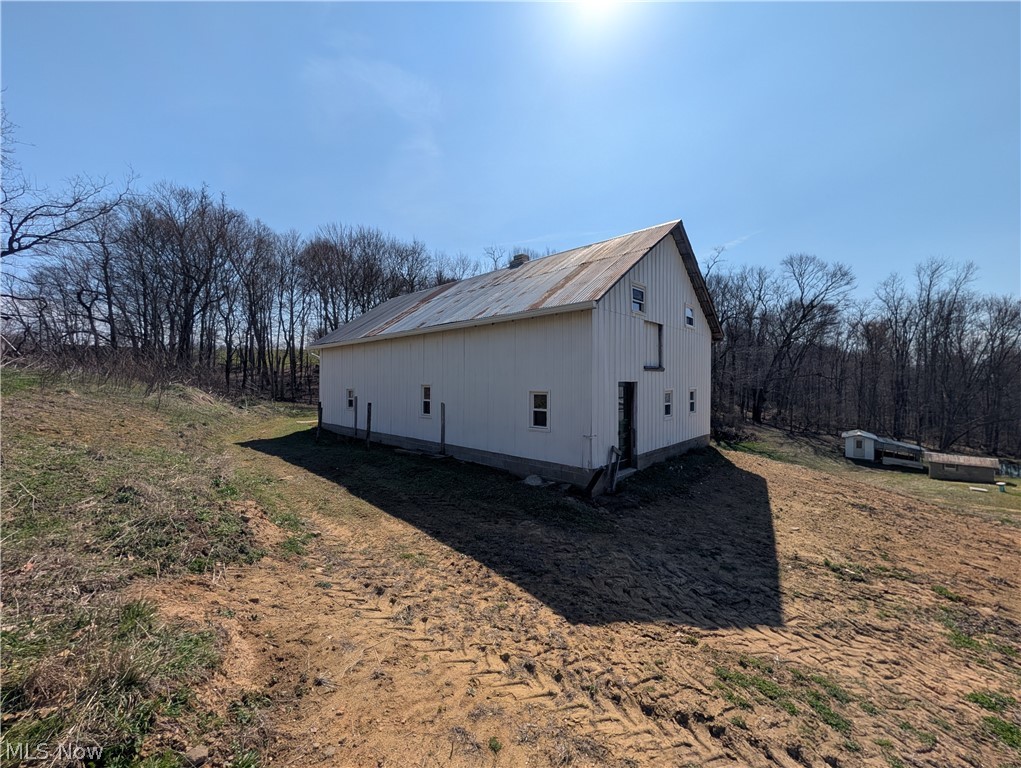 5696 Township Road 289 Hammondsville OH 43945
