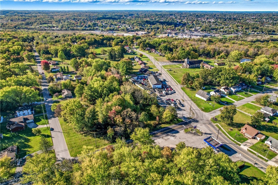 3307 Upland Struthers OH 44471