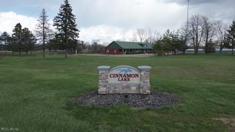 1290-1291 Laurel Drive West Salem OH 44287