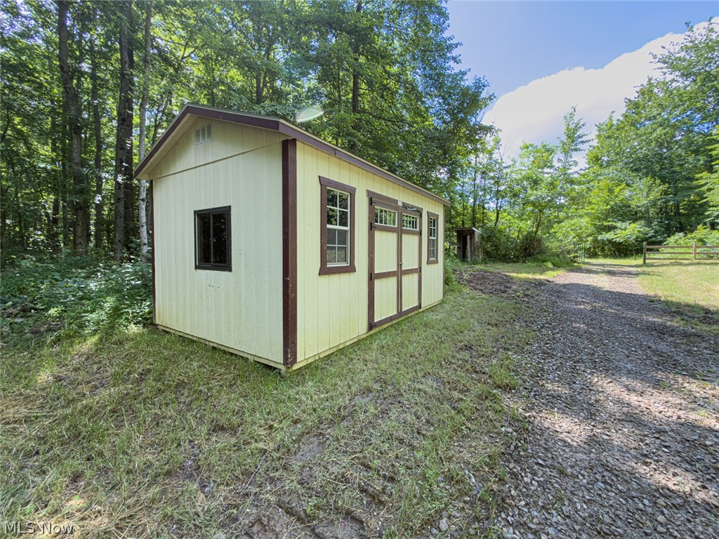 6985 Brush Run Road Cambridge OH 43725