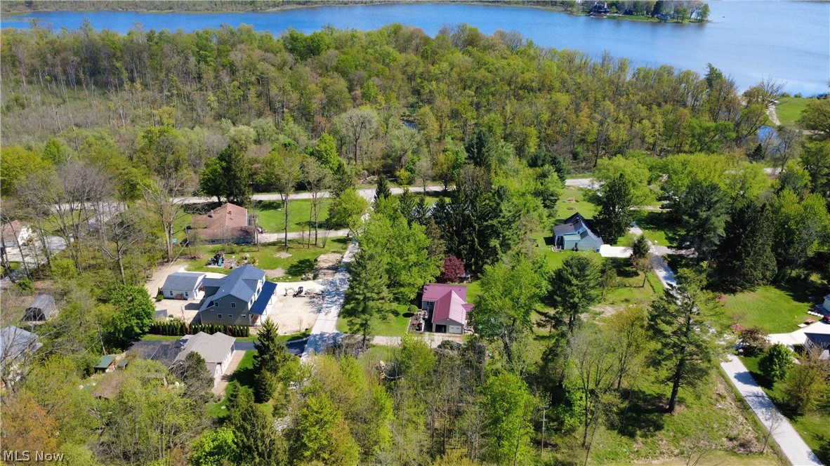 11664 Chestnutdale Road Chardon OH 44024