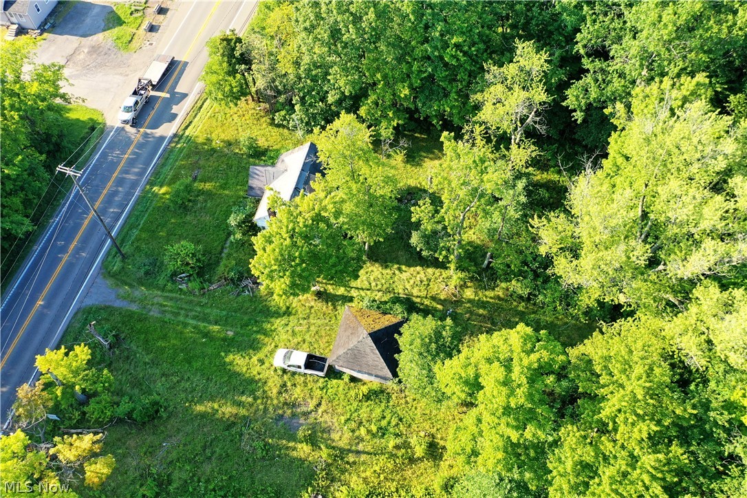 641 State Route 7 SE Brookfield OH 44403