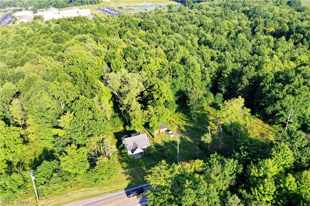 641 State Route 7 SE Brookfield OH 44403