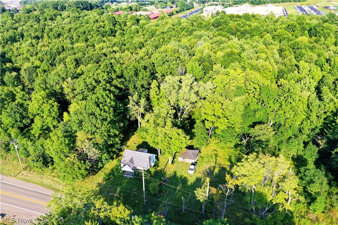 641 State Route 7 SE Brookfield OH 44403