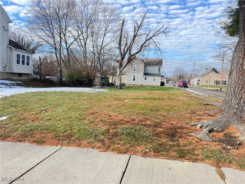 427 N 7th Street Cambridge OH 43725