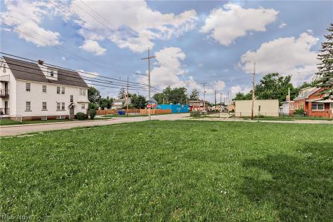 3741 E 143rd Street Cleveland OH 44120