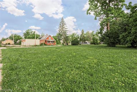 3741 E 143rd Street Cleveland OH 44120