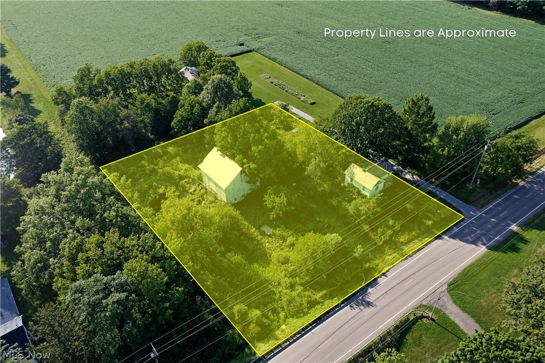 3229 State Route 7 Fowler OH 44418