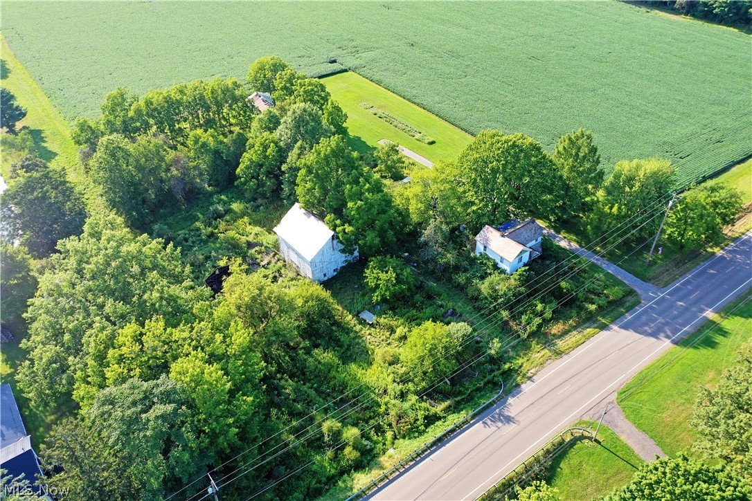 3229 State Route 7 Fowler OH 44418