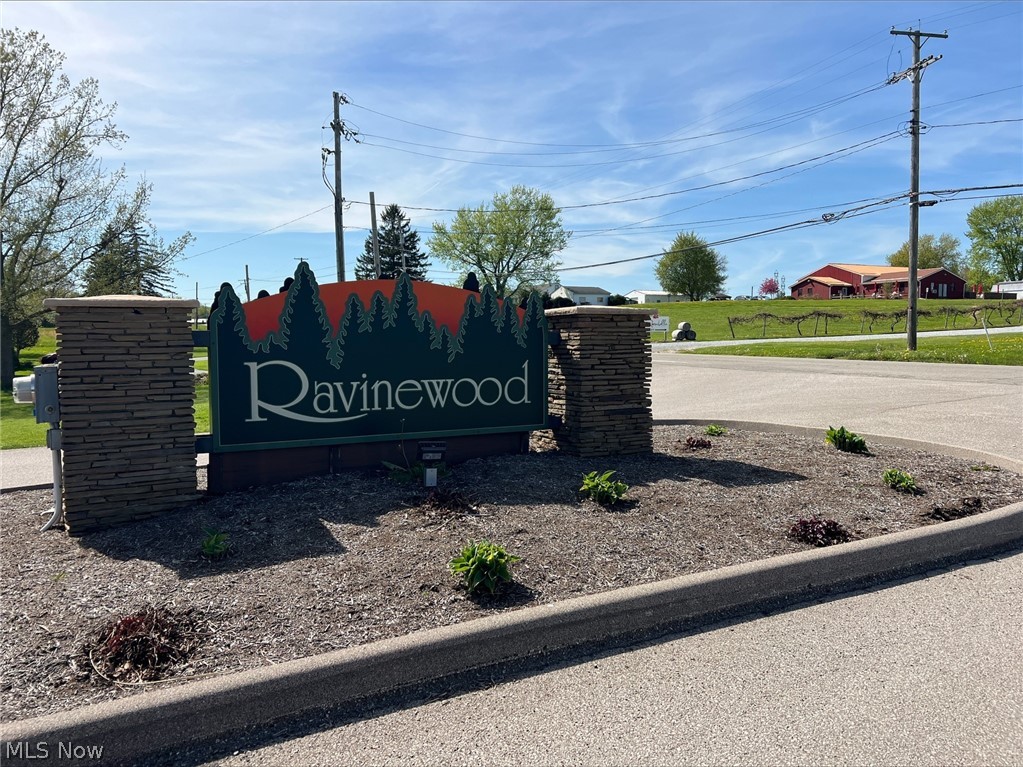 Sl 62 Ravinewood Drive Austinburg OH 44010