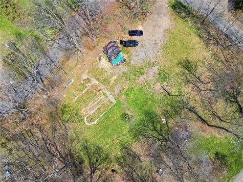 2854 Swinehart Akron OH 44312