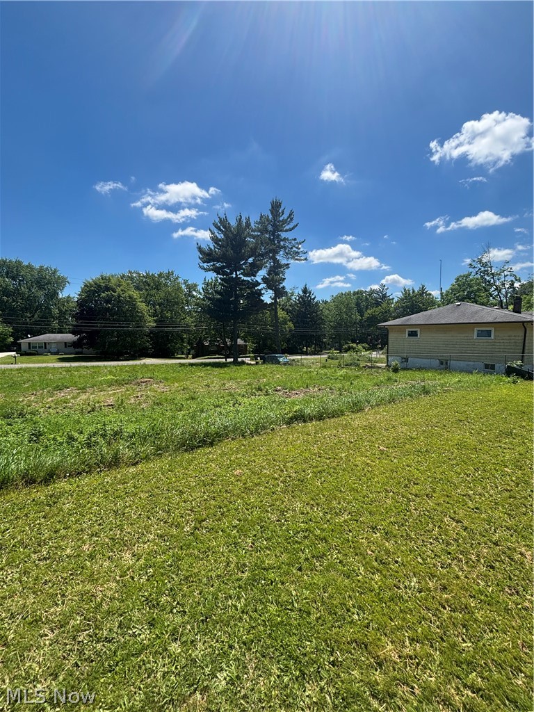 1660 Hilbish Avenue Akron OH 44312