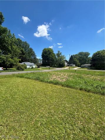 1660 Hilbish Avenue Akron OH 44312