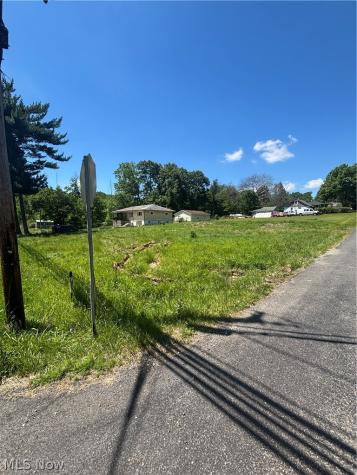 1660 Hilbish Avenue Akron OH 44312