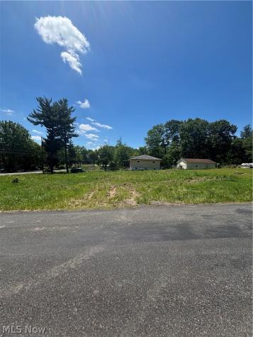1660 Hilbish Avenue Akron OH 44312