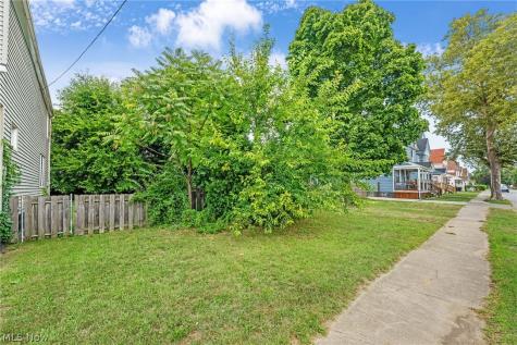 2256 E 85th Street Cleveland OH 44106