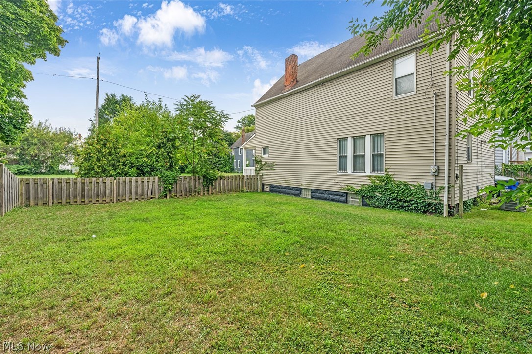 2256 E 85th Street Cleveland OH 44106