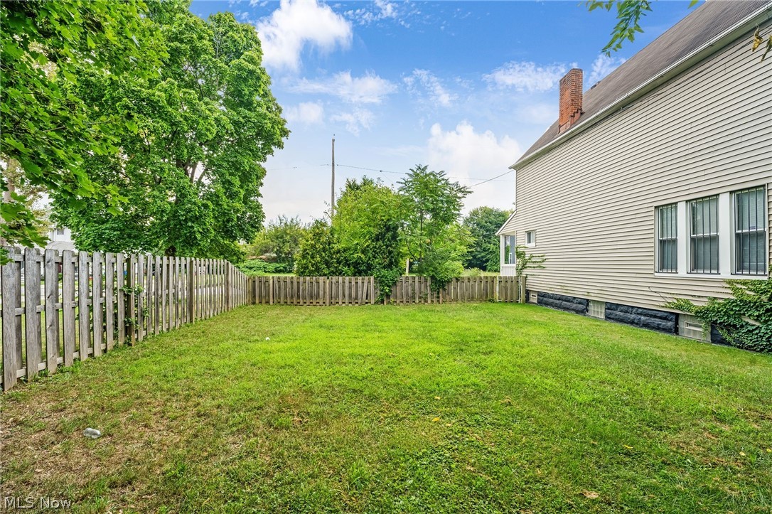 2256 E 85th Street Cleveland OH 44106