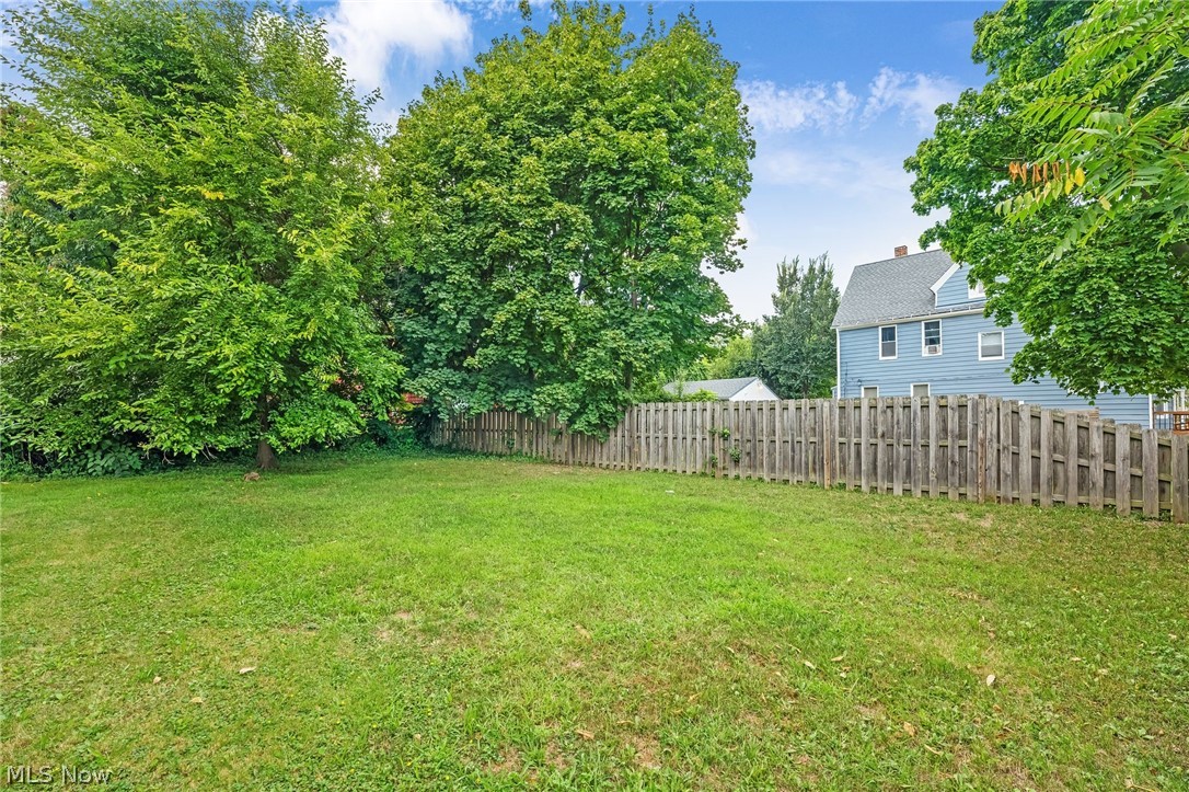 2256 E 85th Street Cleveland OH 44106