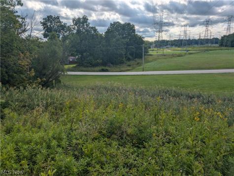 V/l Erie Road Eastlake OH 44095
