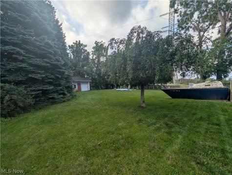 V/l Erie Road Eastlake OH 44095