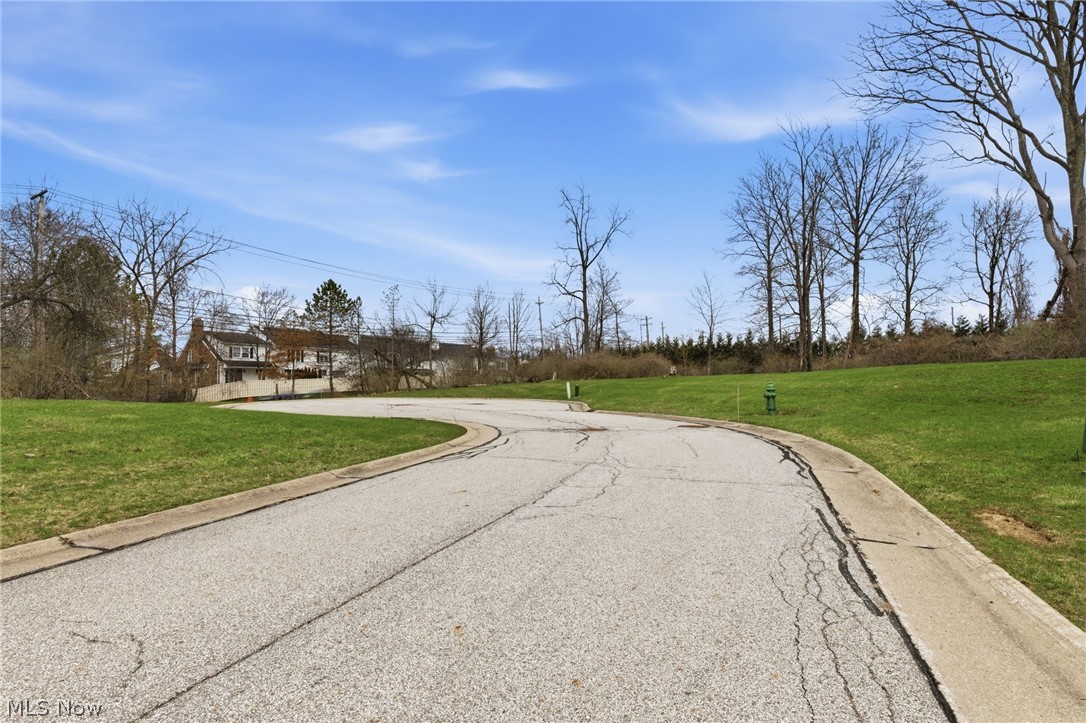 Lancaster Court Chagrin Falls OH 44022