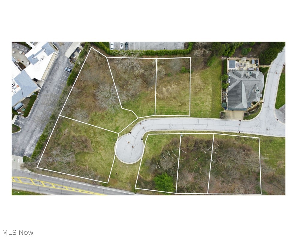 Lancaster Court Chagrin Falls OH 44022