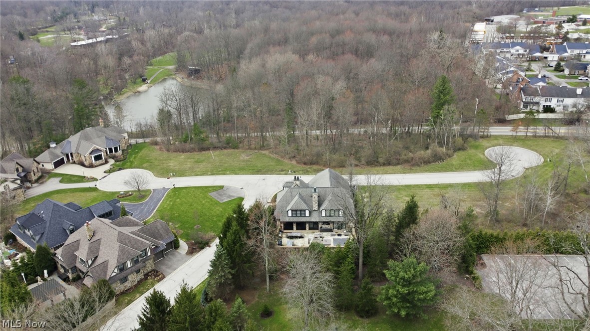 Lancaster Court Chagrin Falls OH 44022