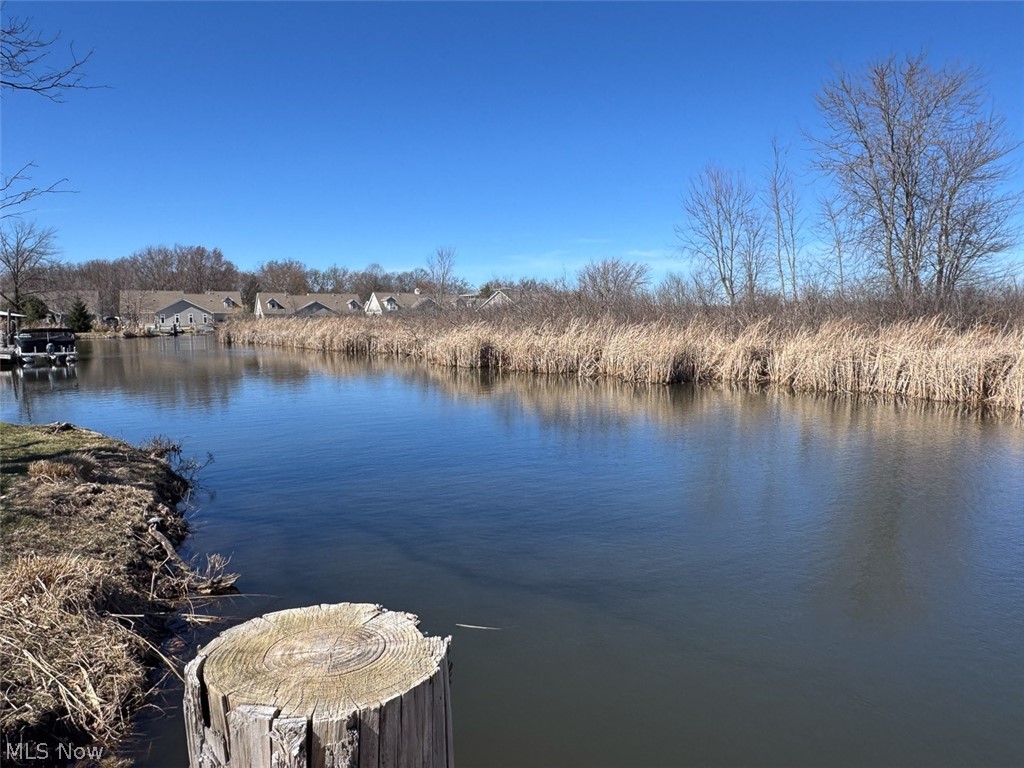 Lakeside Drive Lakemore OH 44250