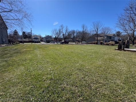 Lakeside Drive Lakemore OH 44250