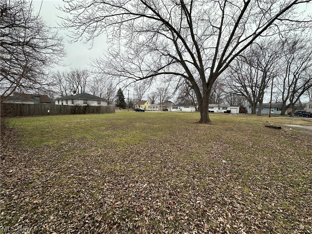 V/l Maryland Avenue Lorain OH 44052