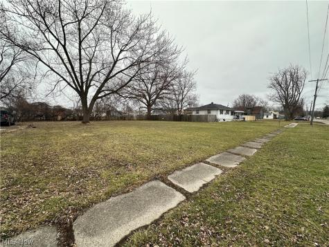 V/l Maryland Avenue Lorain OH 44052