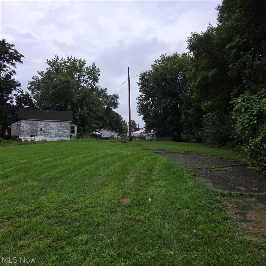 357 N 6th Street Coshocton OH 43812