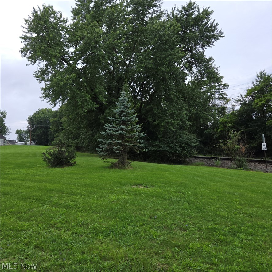 357 N 6th Street Coshocton OH 43812
