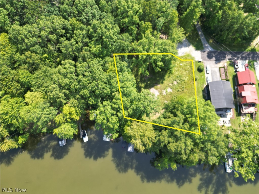 Lakeview Street Lake Milton OH 44429