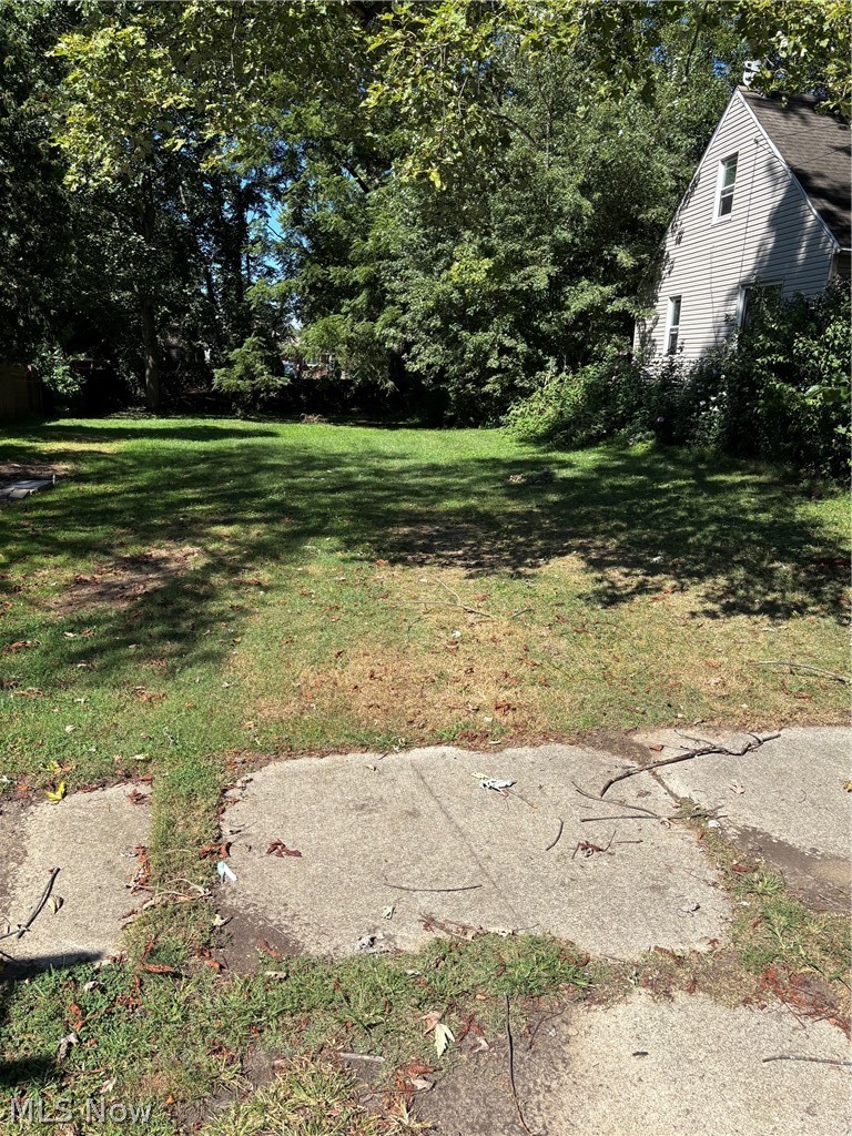 168 26th Street Barberton OH 44203