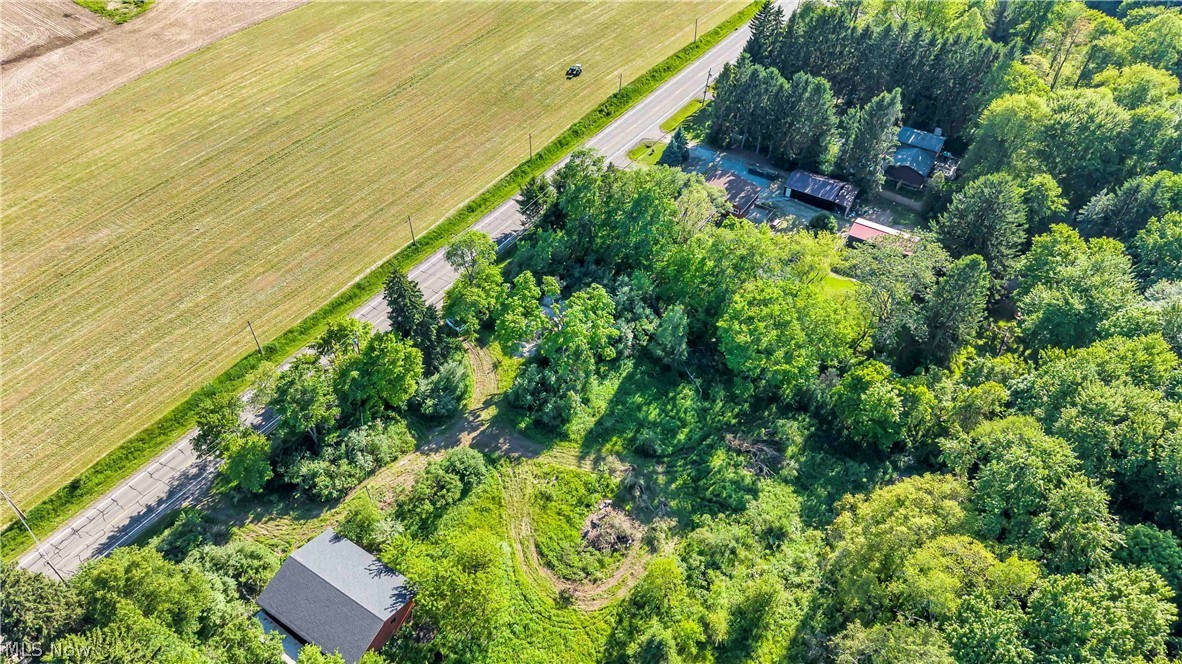 4957 State Route 82 Mantua OH 44255