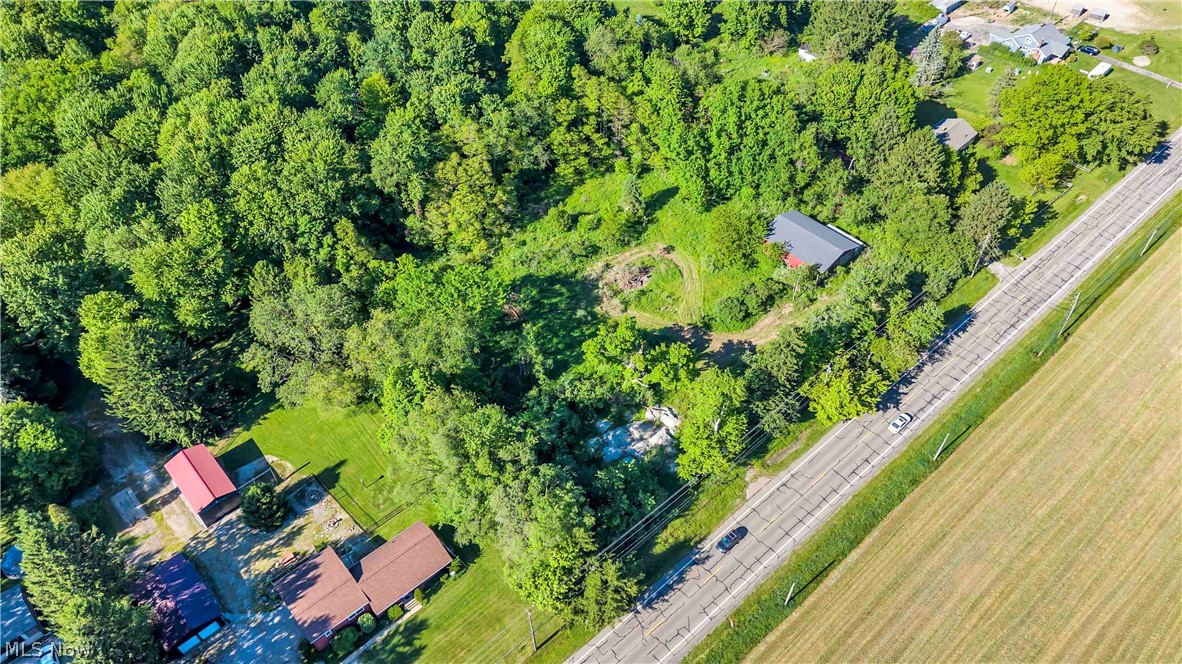 4957 State Route 82 Mantua OH 44255