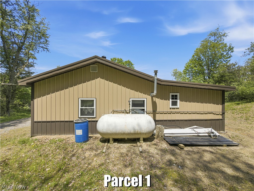 7220 Avon Road NE Carrollton OH 44615