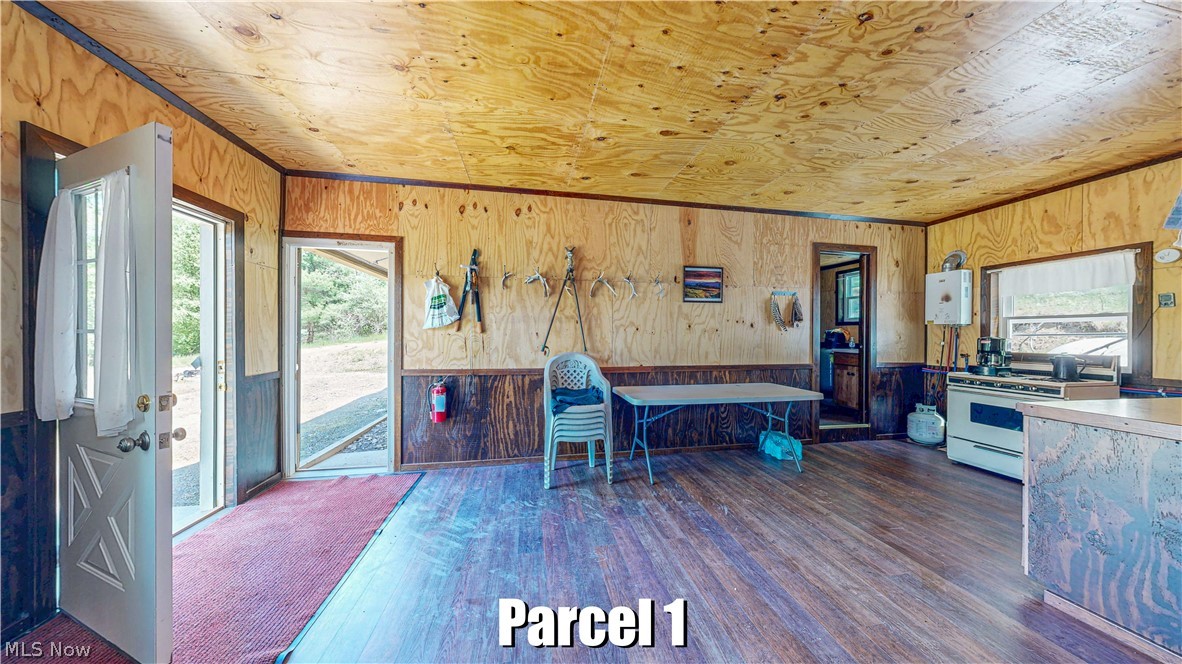7220 Avon Road NE Carrollton OH 44615