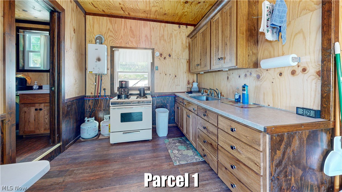 7220 Avon Road NE Carrollton OH 44615
