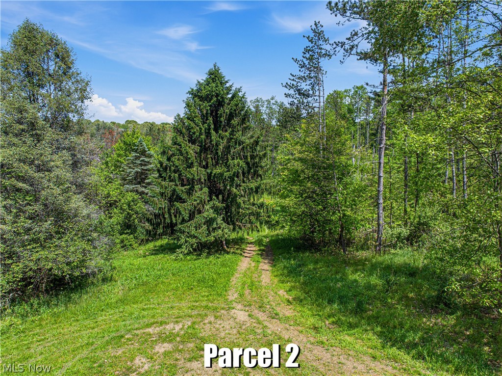 7220 Avon Road NE Carrollton OH 44615