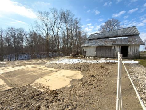 14178 West Road Wakeman OH 44889