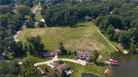 4653 Tweed Drive New Franklin OH 44319