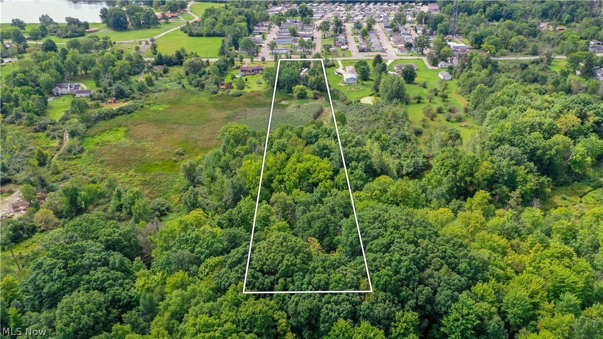 3237 State Route 82 Highway Mantua OH 44255