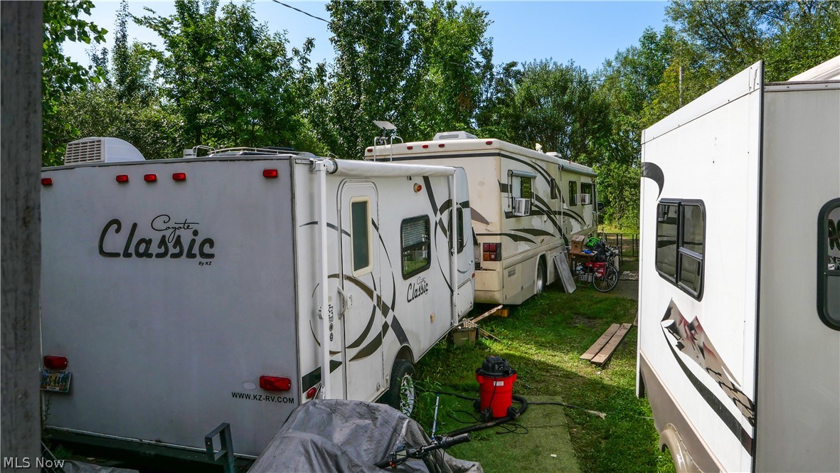 3237 State Route 82 Highway Mantua OH 44255