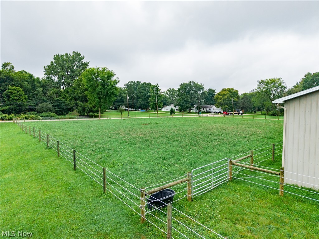 357 State Road Warren OH 44483