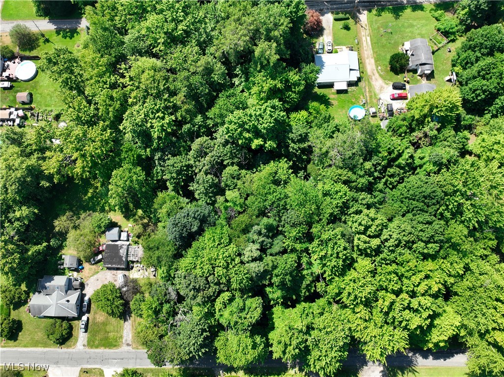 Indianola Drive Madison OH 44057